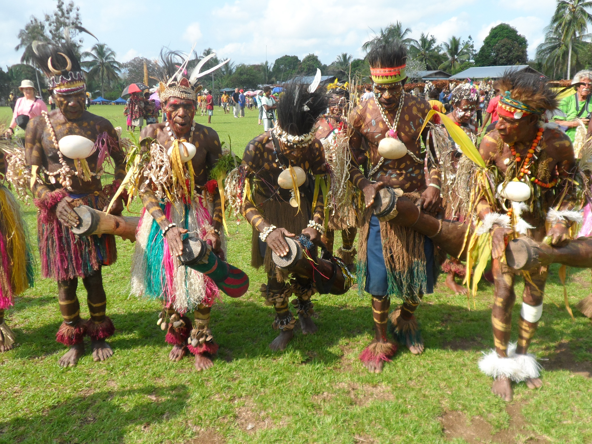 100% Papua New Guinea